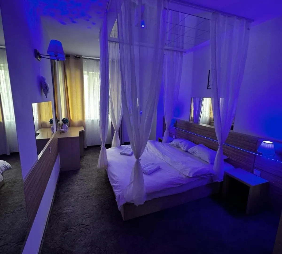 Romance Suites Bucharest Apartment