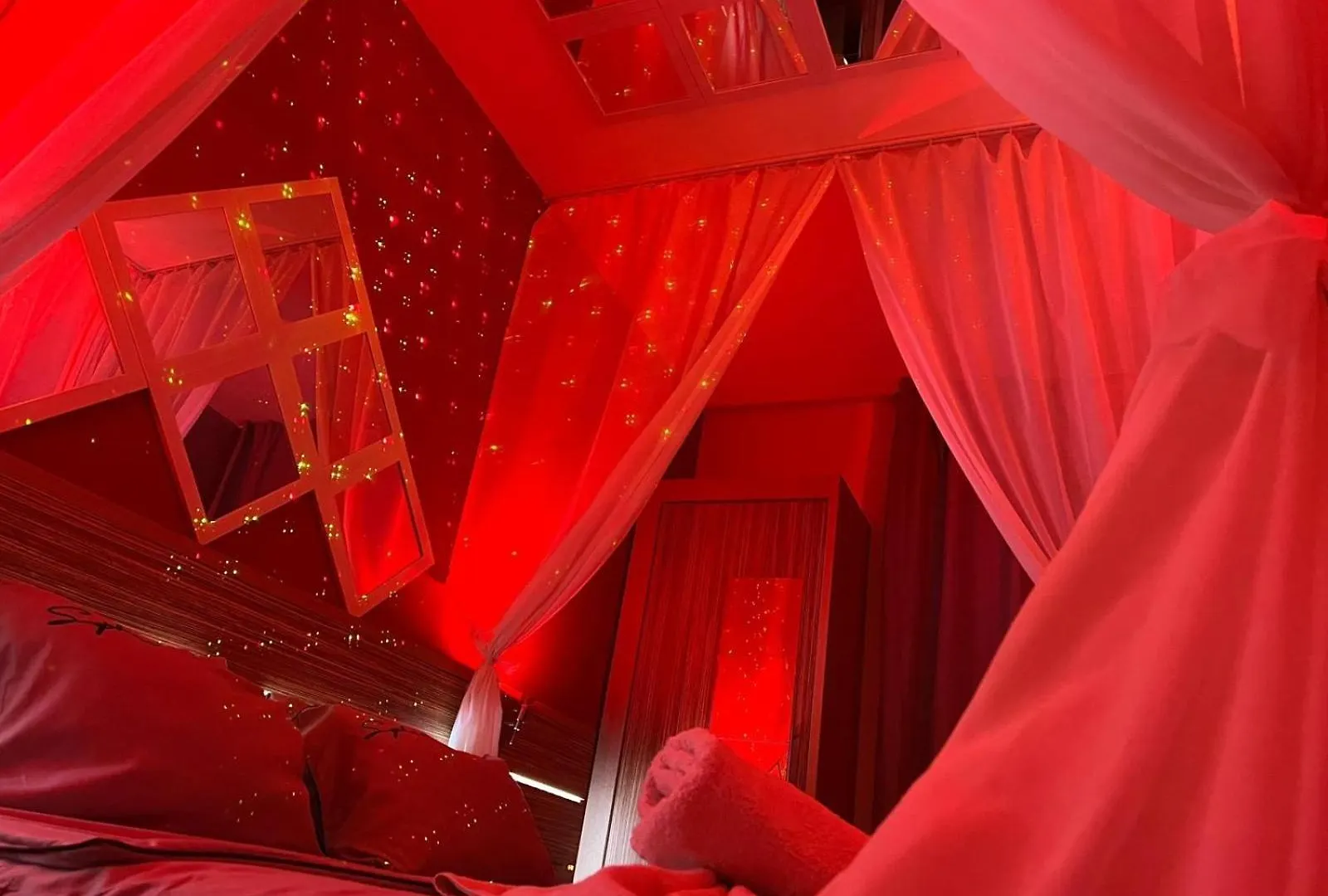 Romance Suites Bucharest Romania